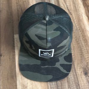 Rvca hat